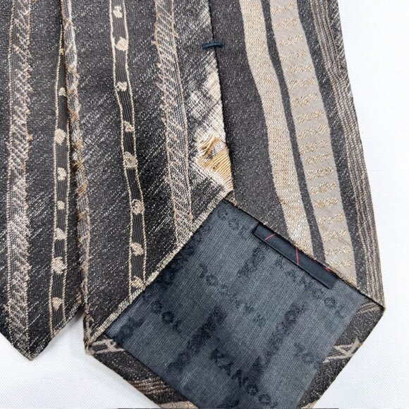 Set: 2 Neckties Valentino &Kangol  Brown Stripe +1 Valentino V Handkerchief (59) - Picture 9 of 9